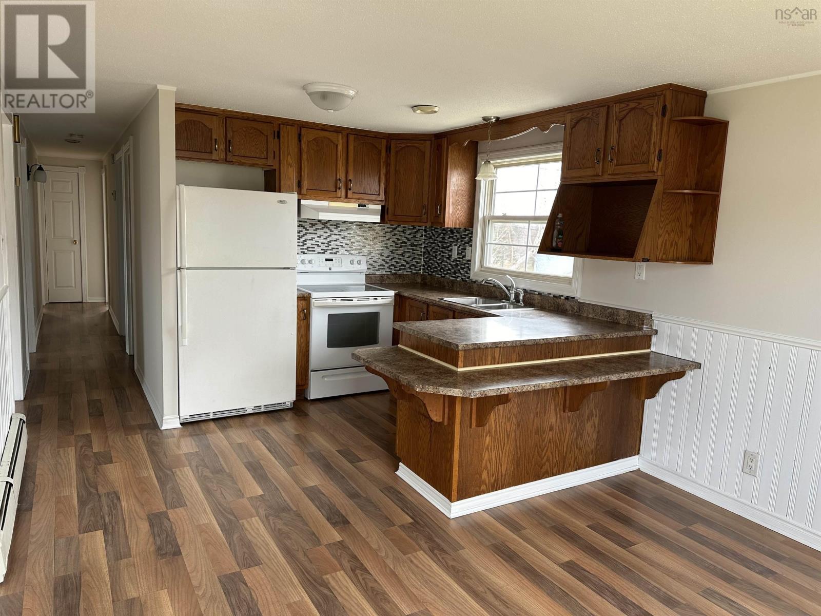 43 Oak Crescent - 6