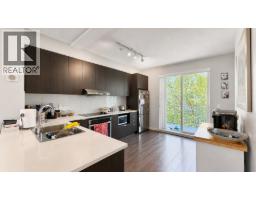 101 5550 Admiral Way, Delta, BC V4K0C4 Photo 14