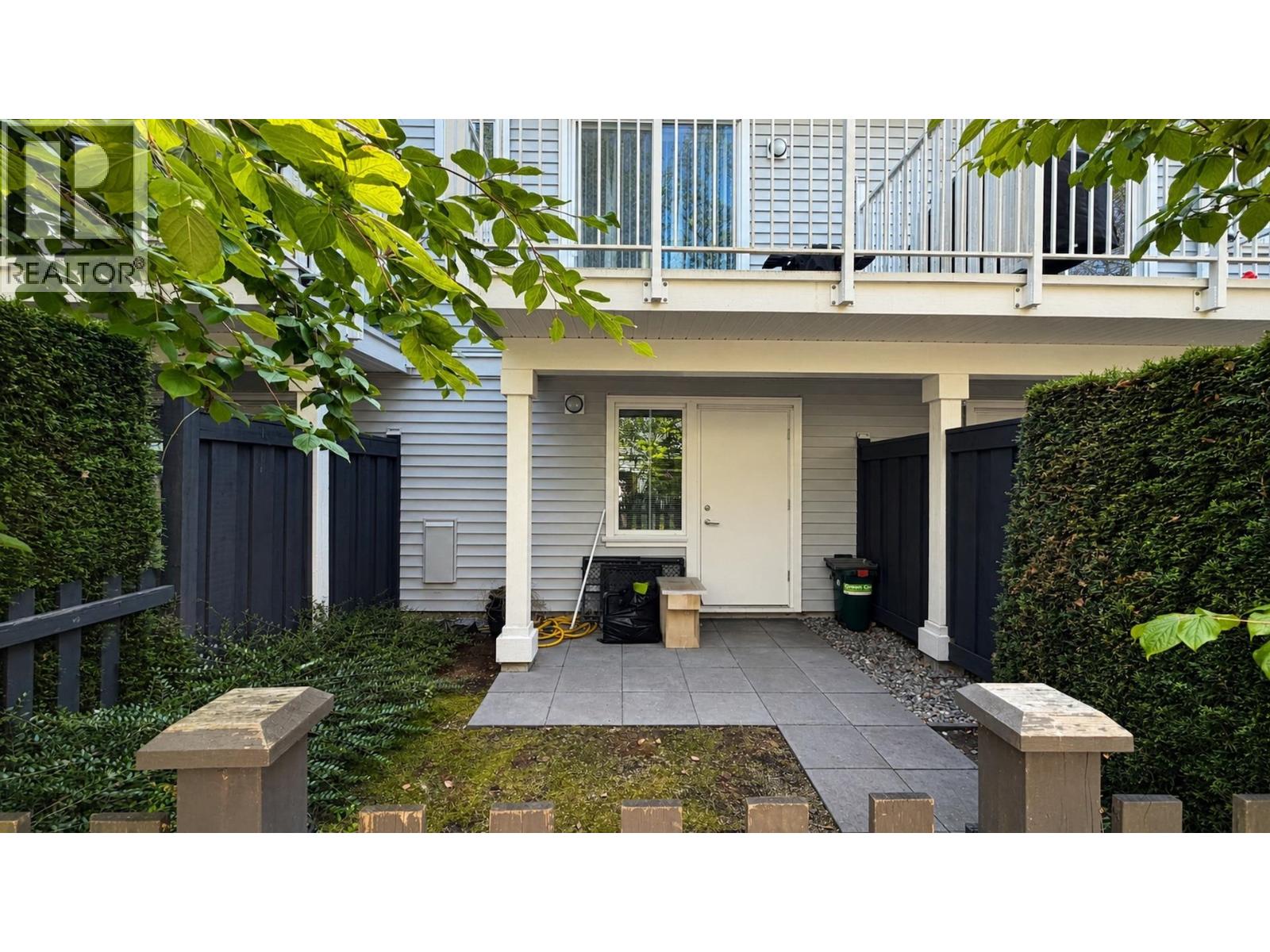 101 5550 ADMIRAL WAY, Delta