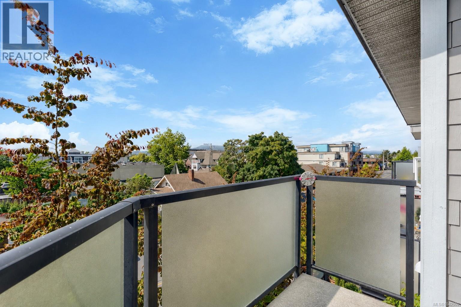 #308 9751 Fourth St - 14