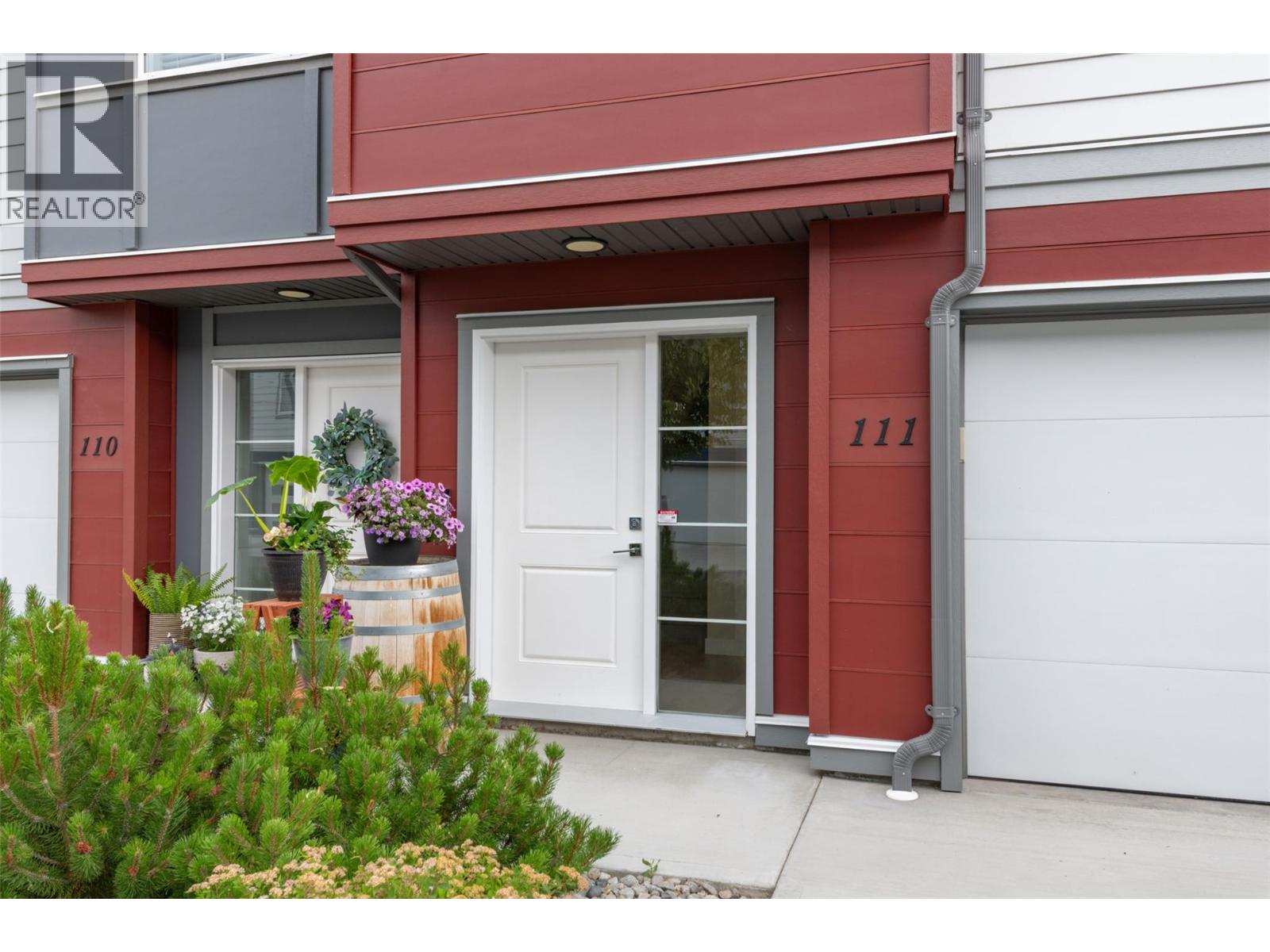 #111 4025 Gellatly Road S - 2
