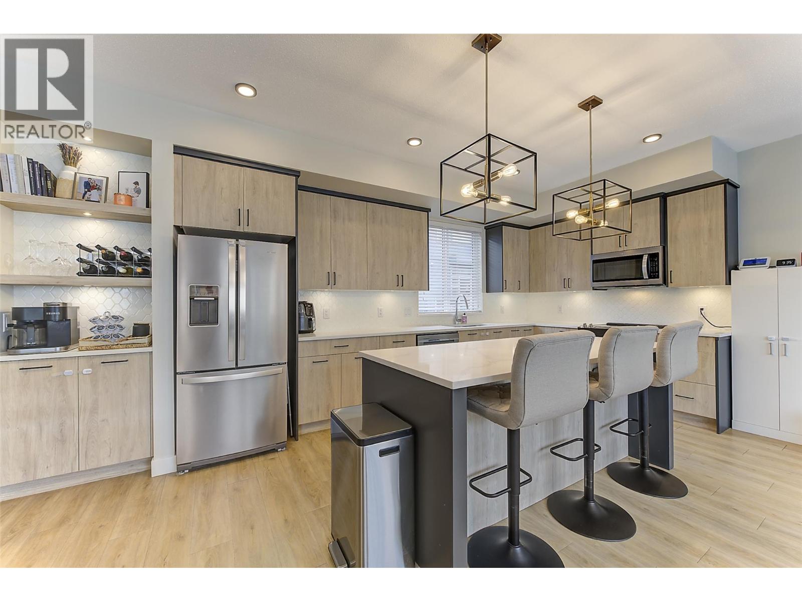 #111 4025 Gellatly Road S - 8