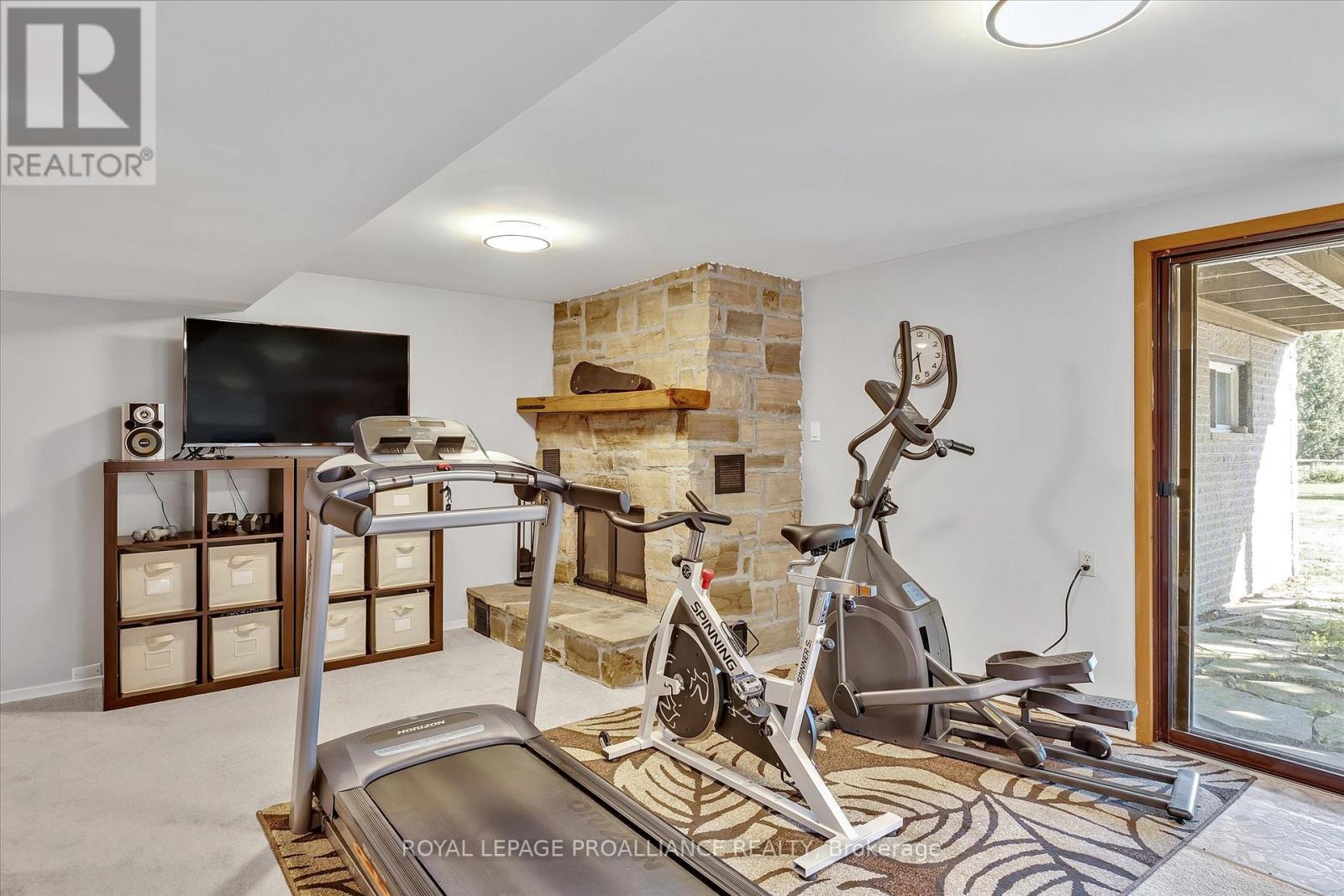 153 BOEVE LANE - 24