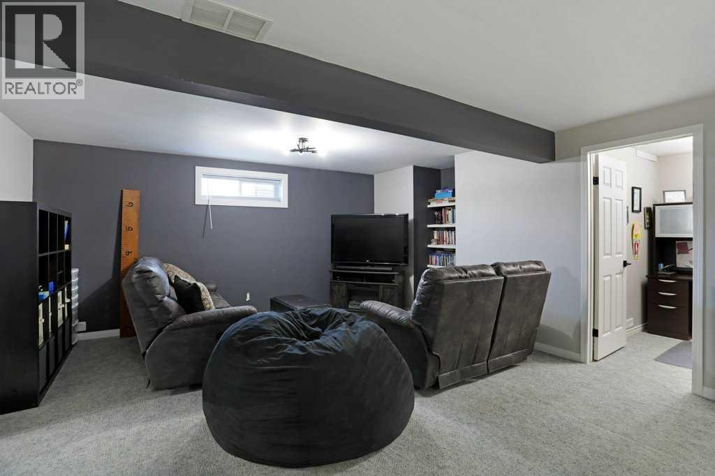 65 Parkland Way E - 26