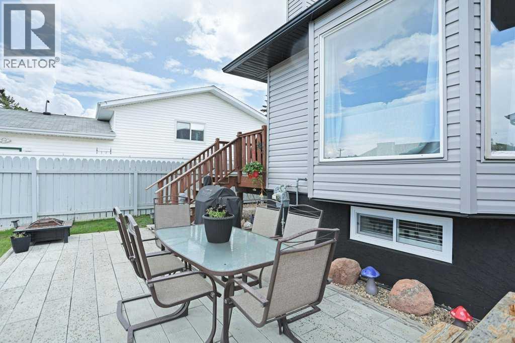 65 Parkland Way E - 35