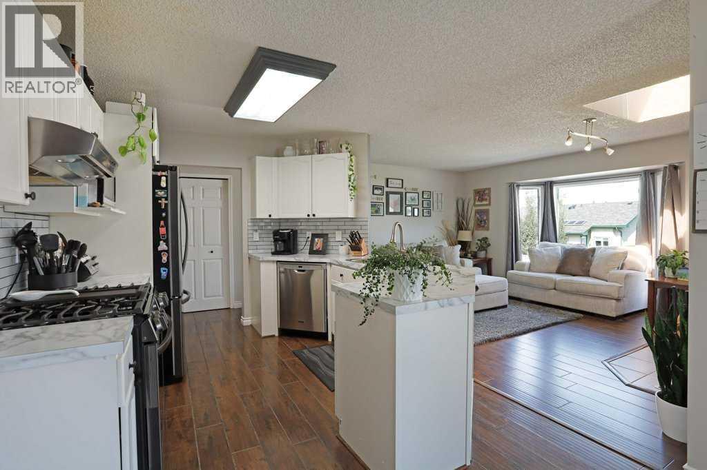 65 Parkland Way E - 9