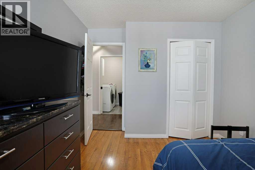 65 Parkland Way E - 23