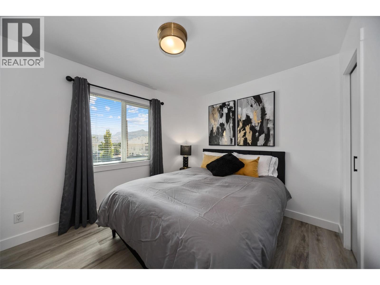 8706 74th Avenue - 14
