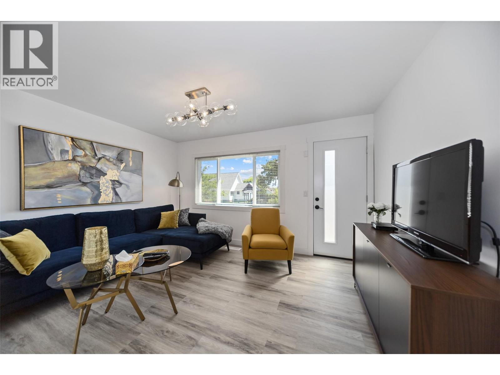 8706 74th Avenue - 10