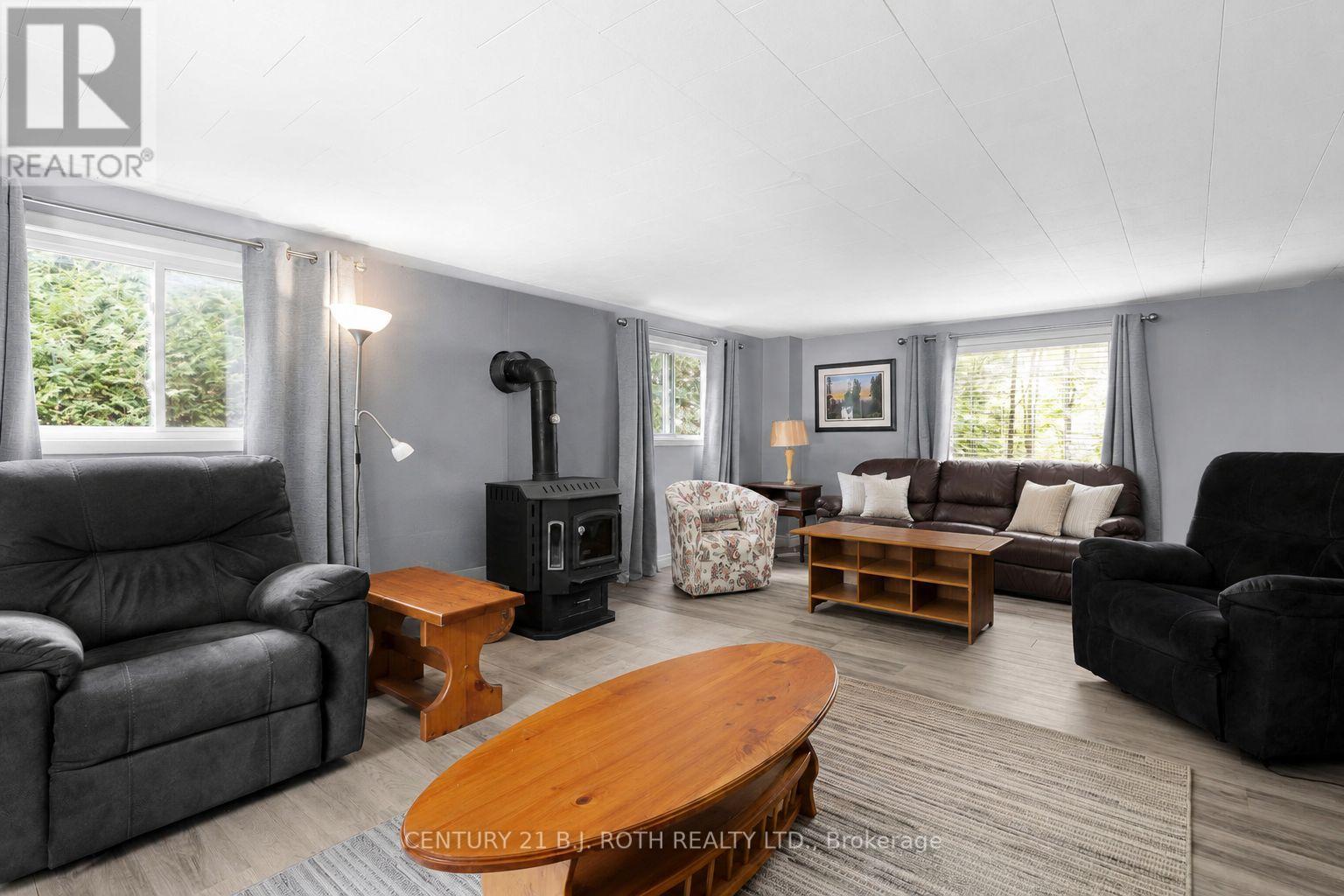 30 MCLEISH DRIVE - 3