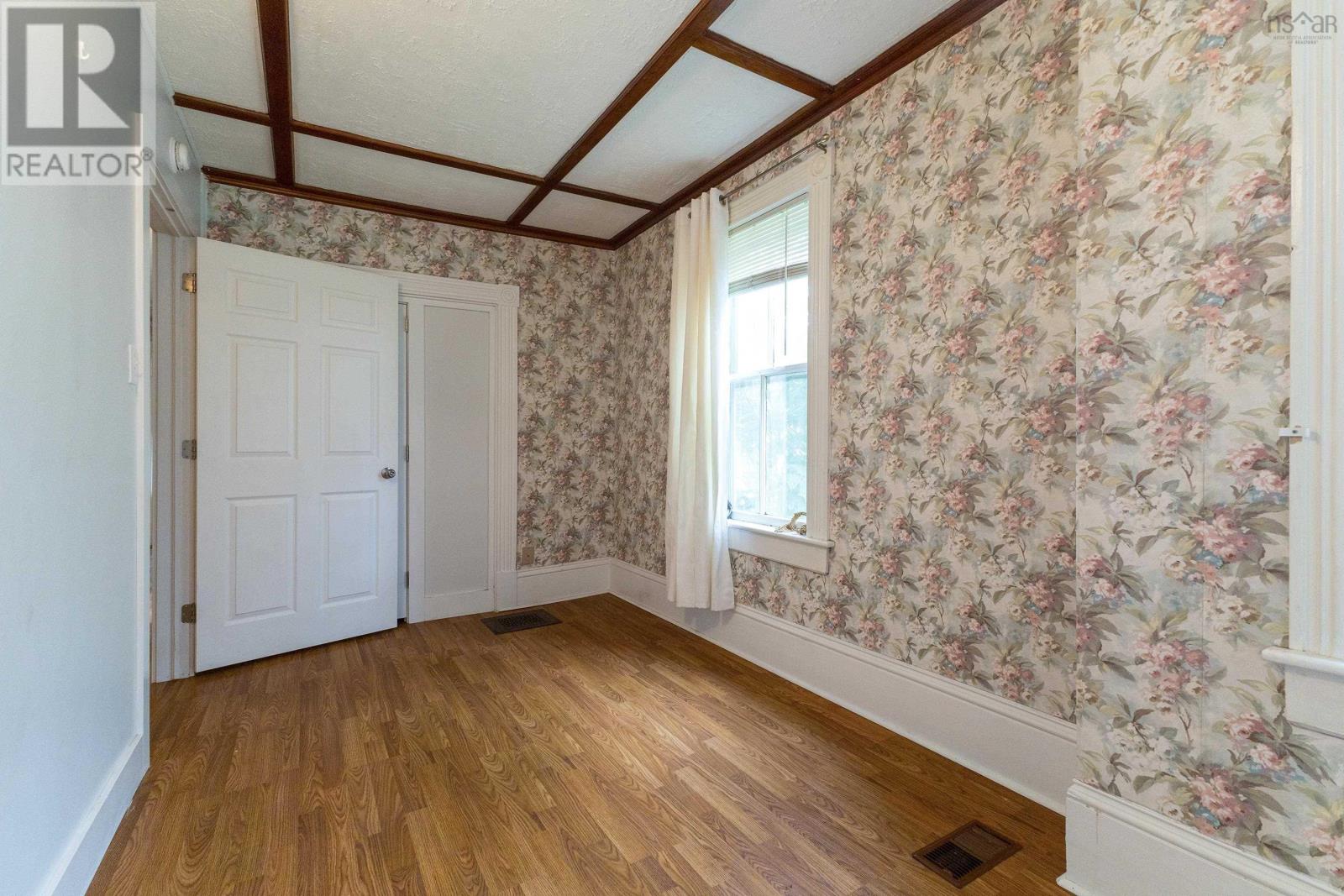 12 & 14 Pictou Road - 36