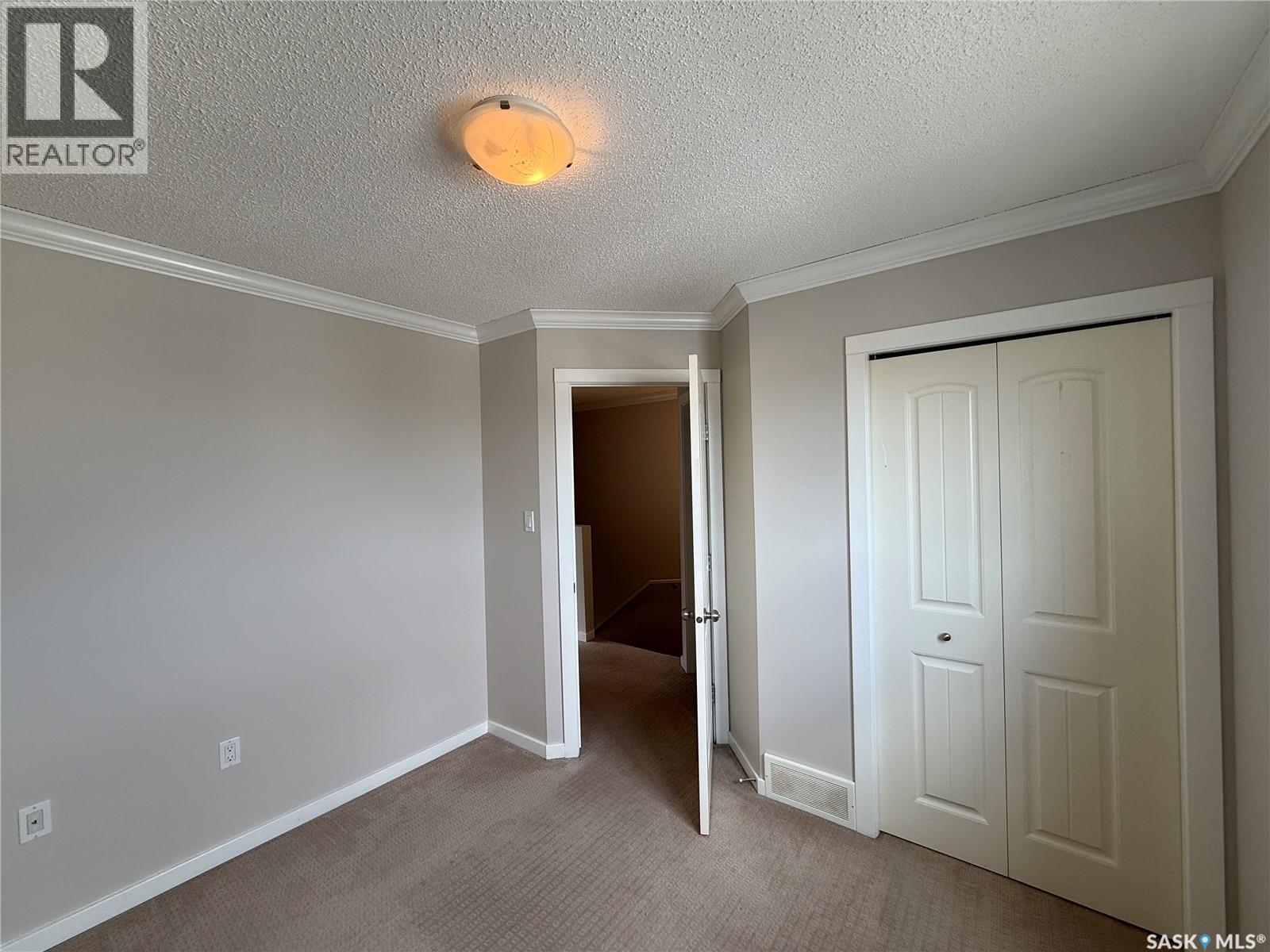 405 315 HAMPTON CIRCLE — photo 11