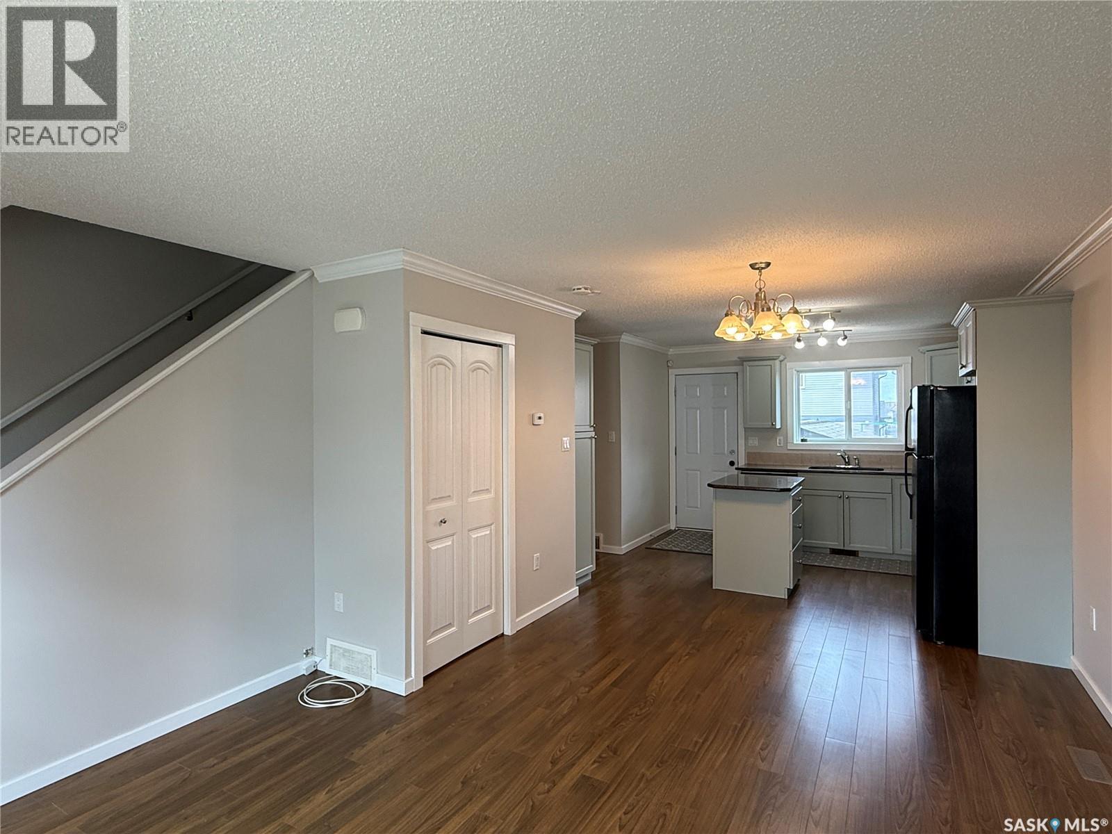 405 315 HAMPTON CIRCLE — photo 6