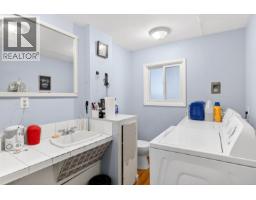 12141 230 Street, Maple Ridge, BC V2X6R4 Photo 16