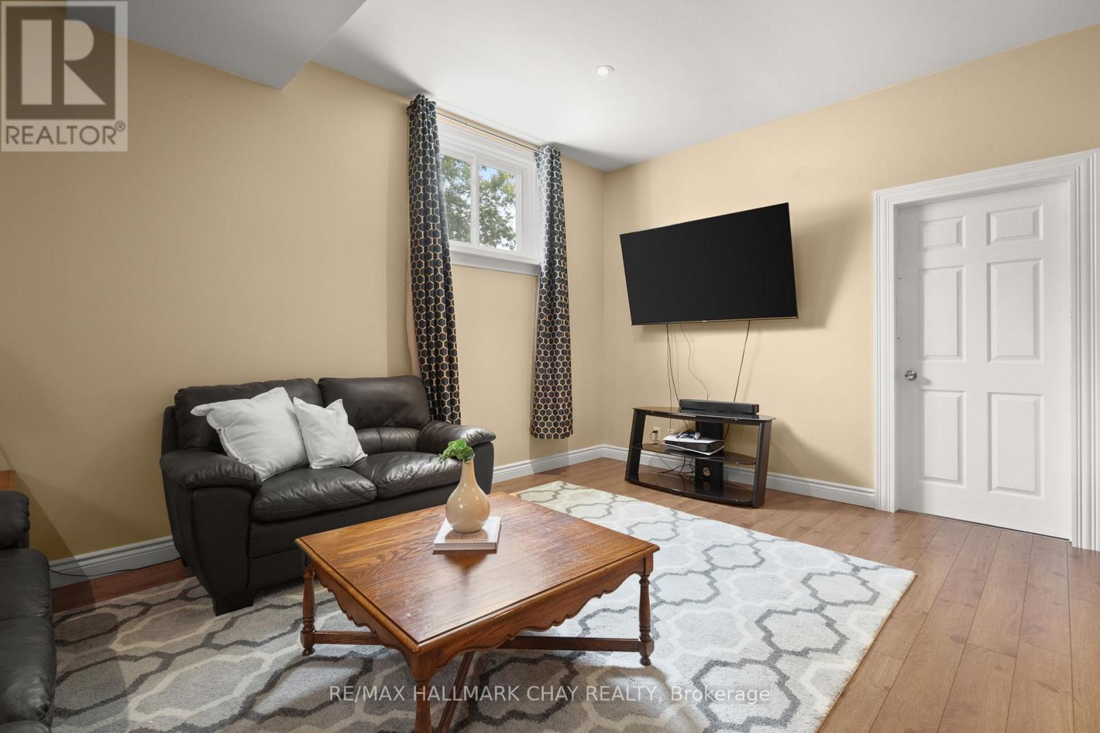 19 ADDESON STREET - 23