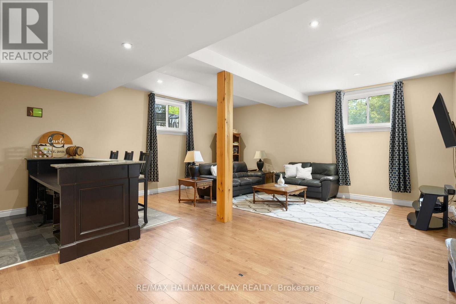 19 ADDESON STREET - 25
