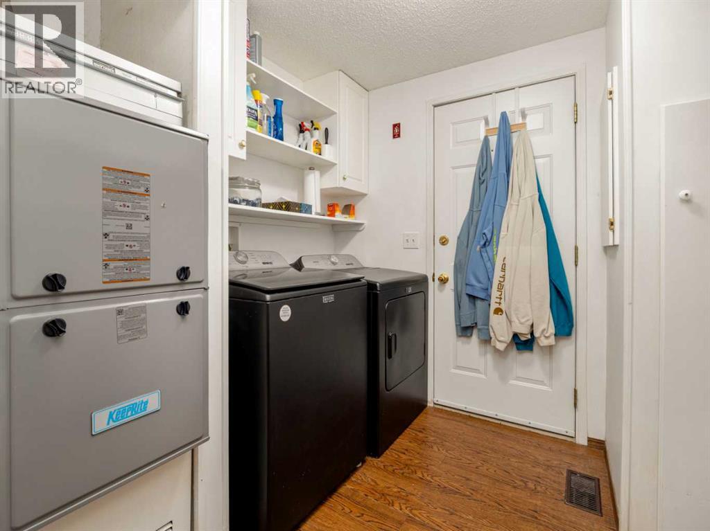 22 Westover Crescent - 25