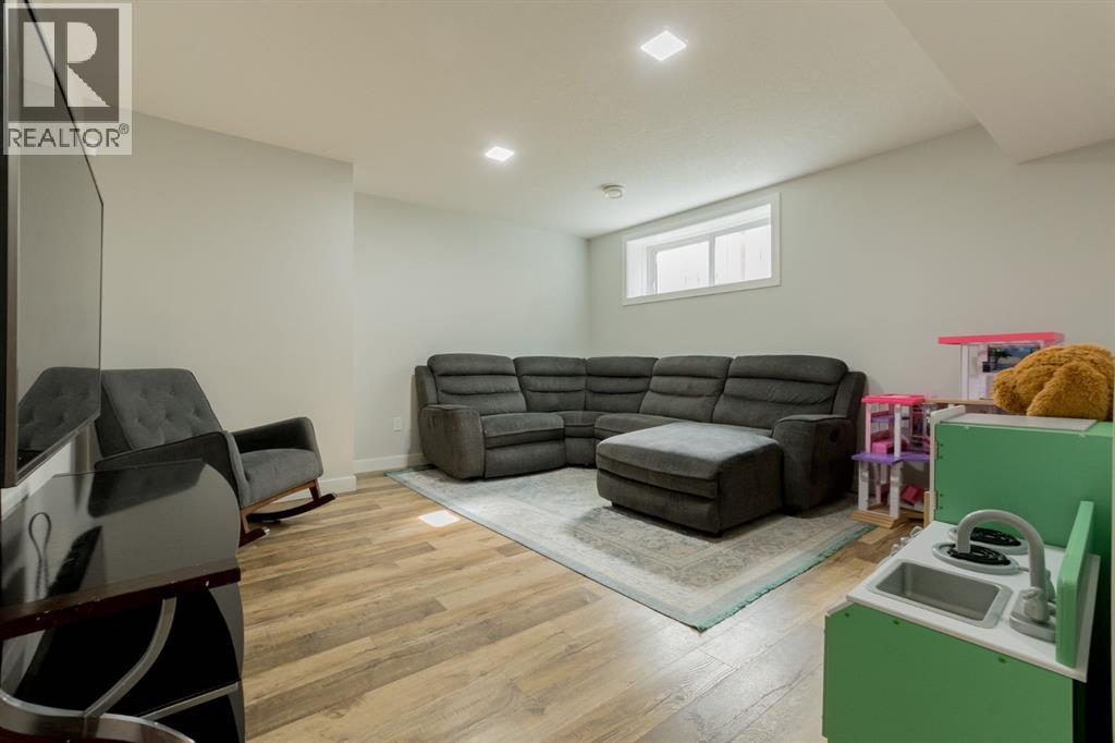 8841 85 A Avenue - 30