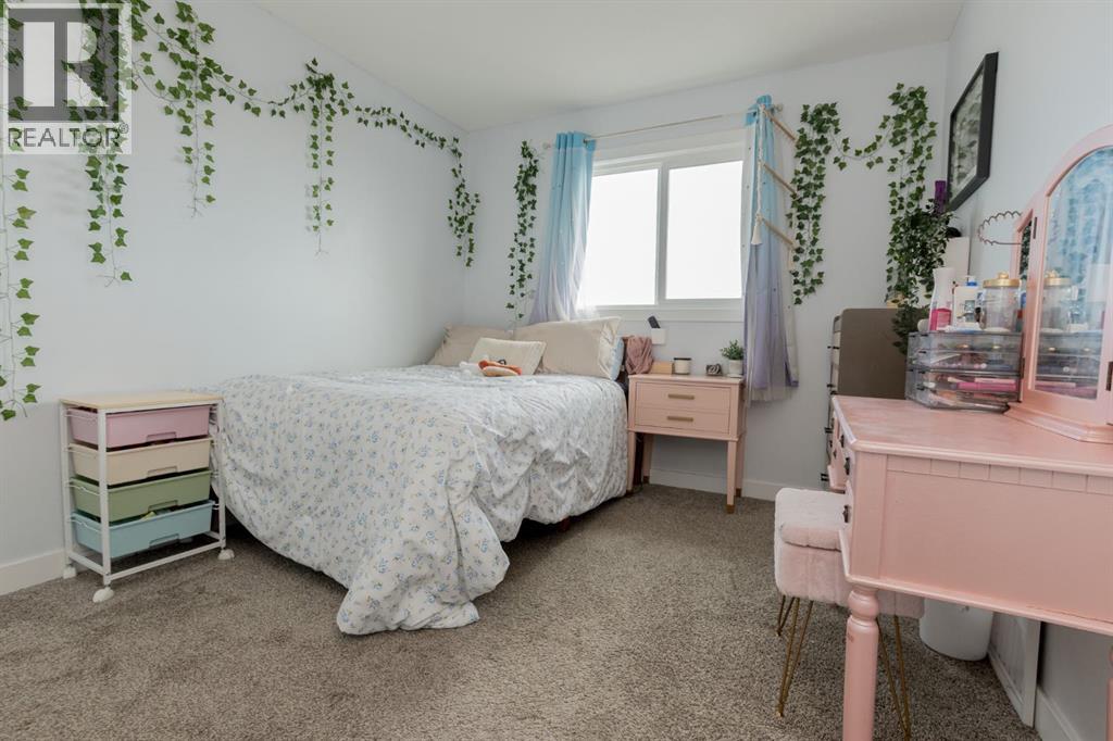 8841 85 A Avenue - 18