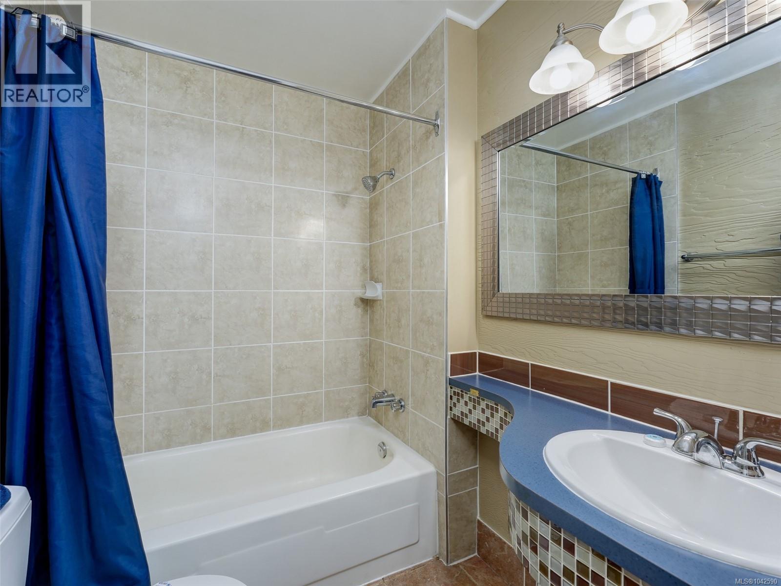 300 Meadow Way - 22