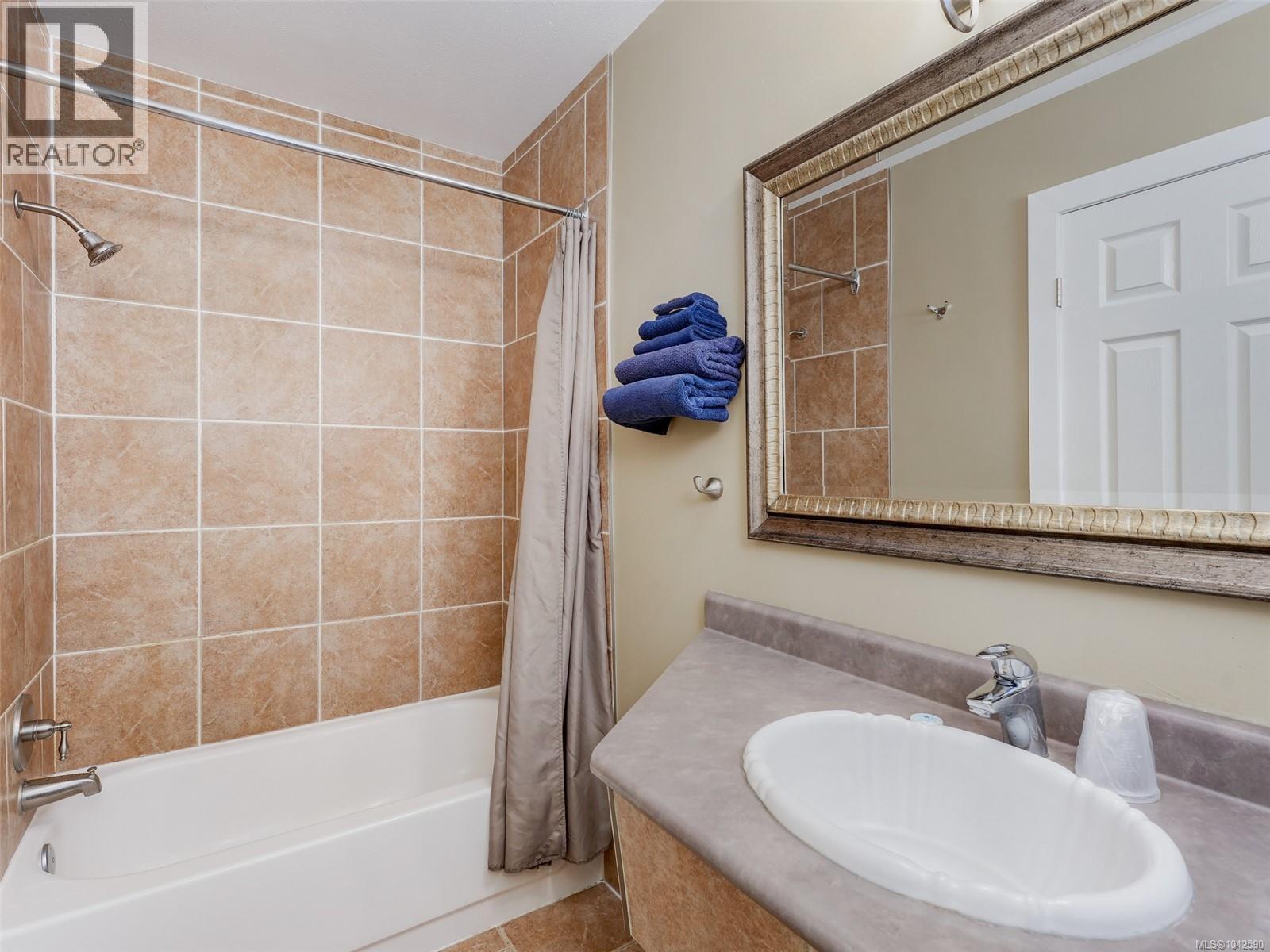 300 Meadow Way - Image 41