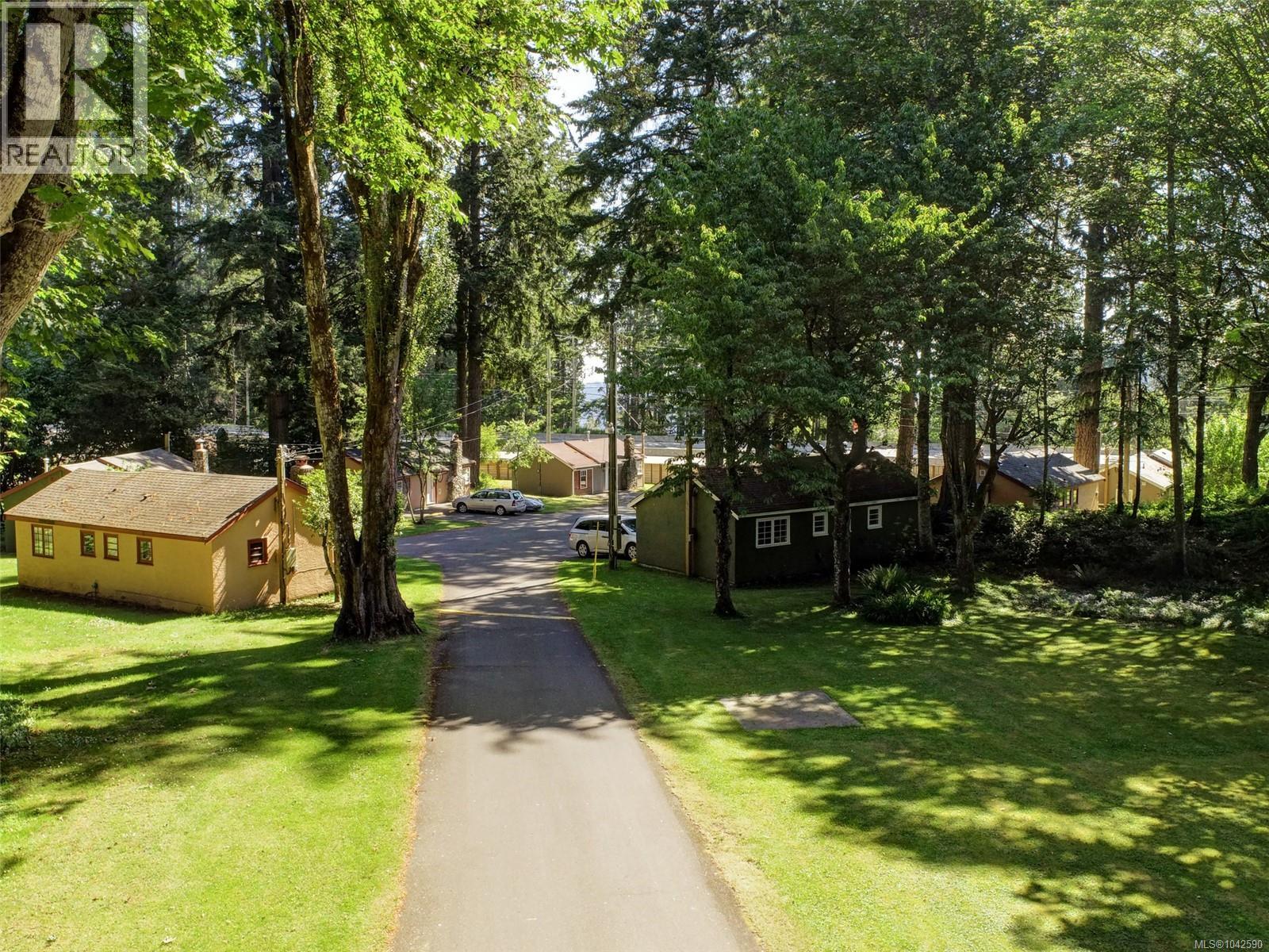 300 Meadow Way - 10