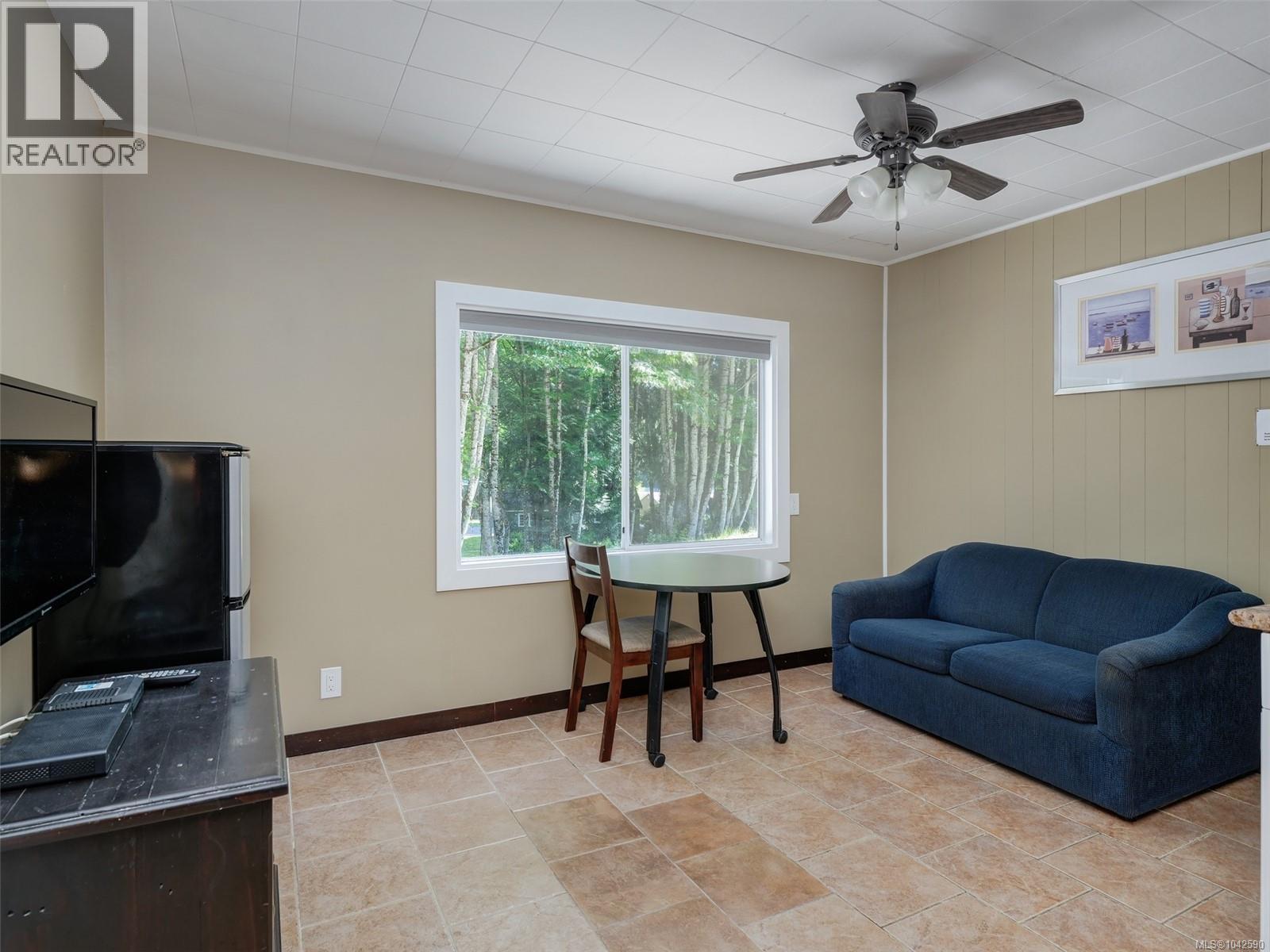 300 Meadow Way - Image 39