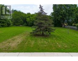 10561 Main Street, North Dundas, ON K0E1W0 Photo 12