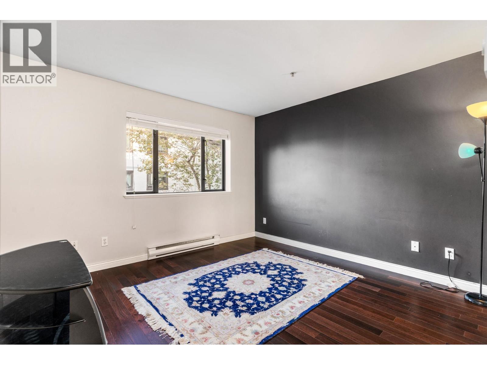 Photo of 411 345 LONSDALE AVENUE 20