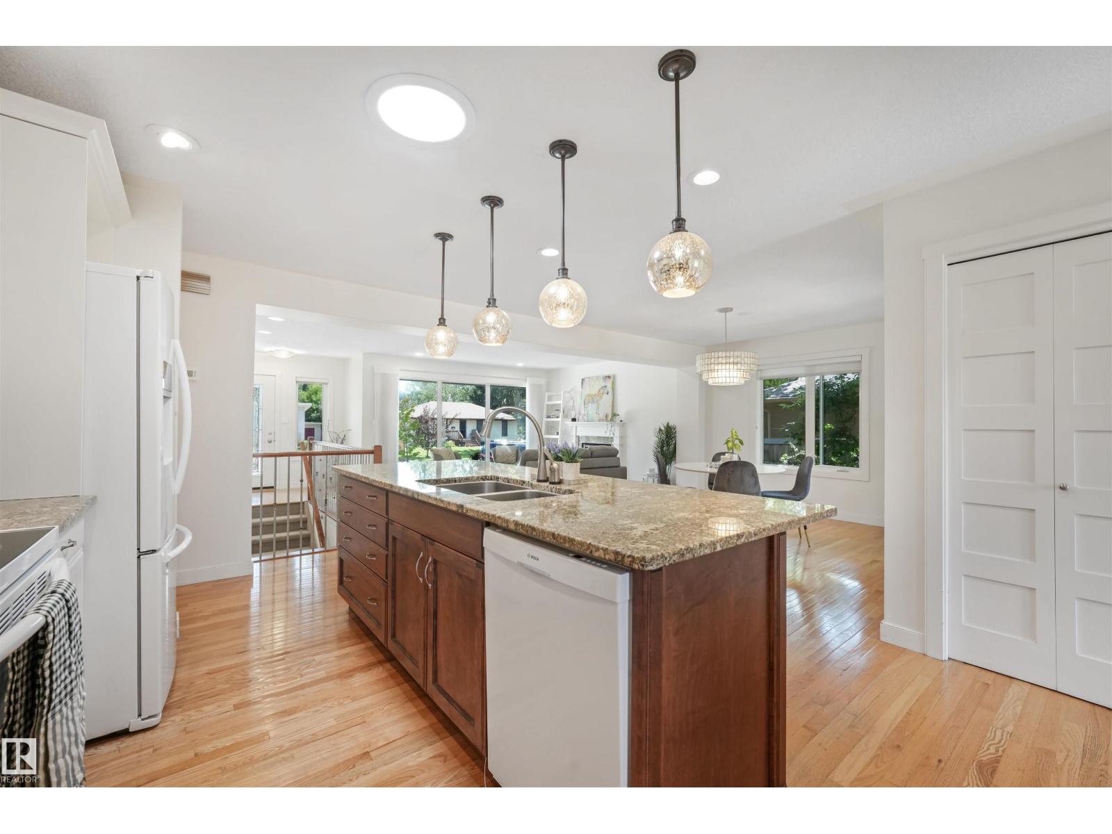 8212 148 ST NW NW - 16