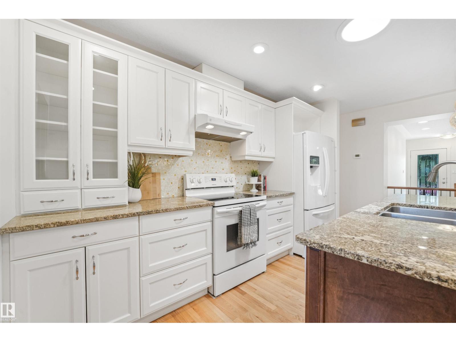 8212 148 ST NW NW - 13
