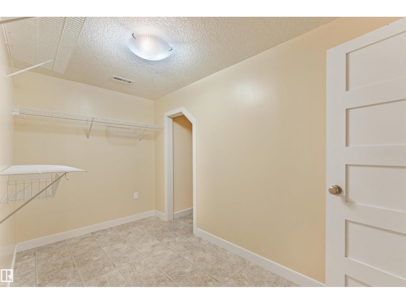 8212 148 ST NW NW - 44