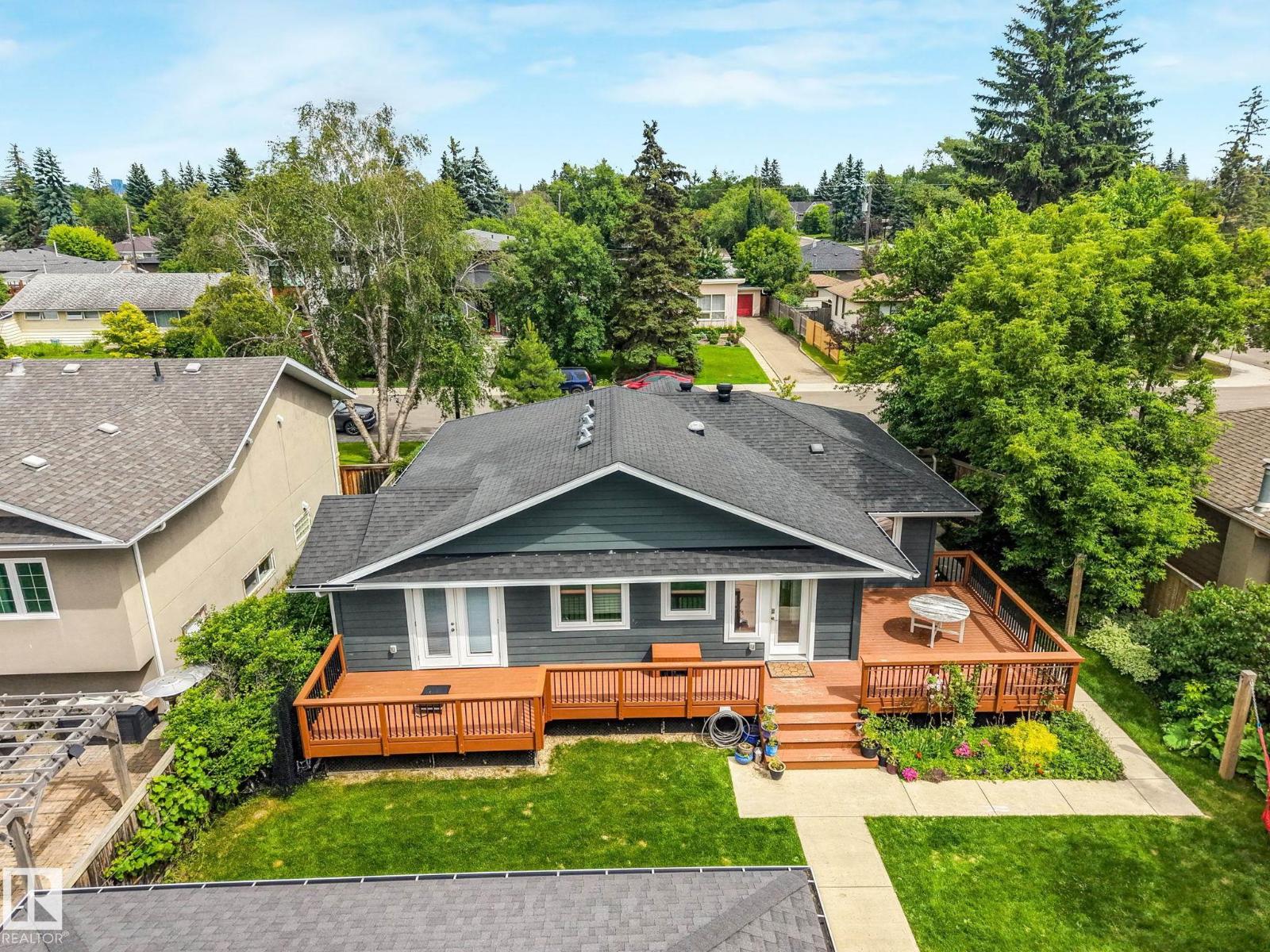 8212 148 ST NW NW - 48