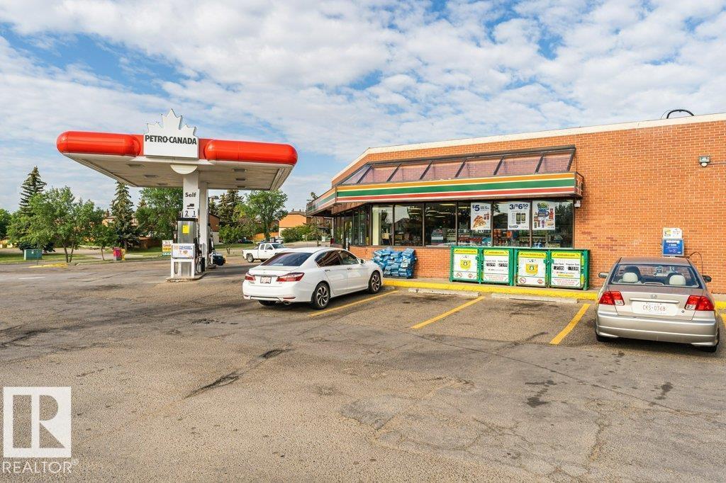 #24 14511 52 ST NW - 57
