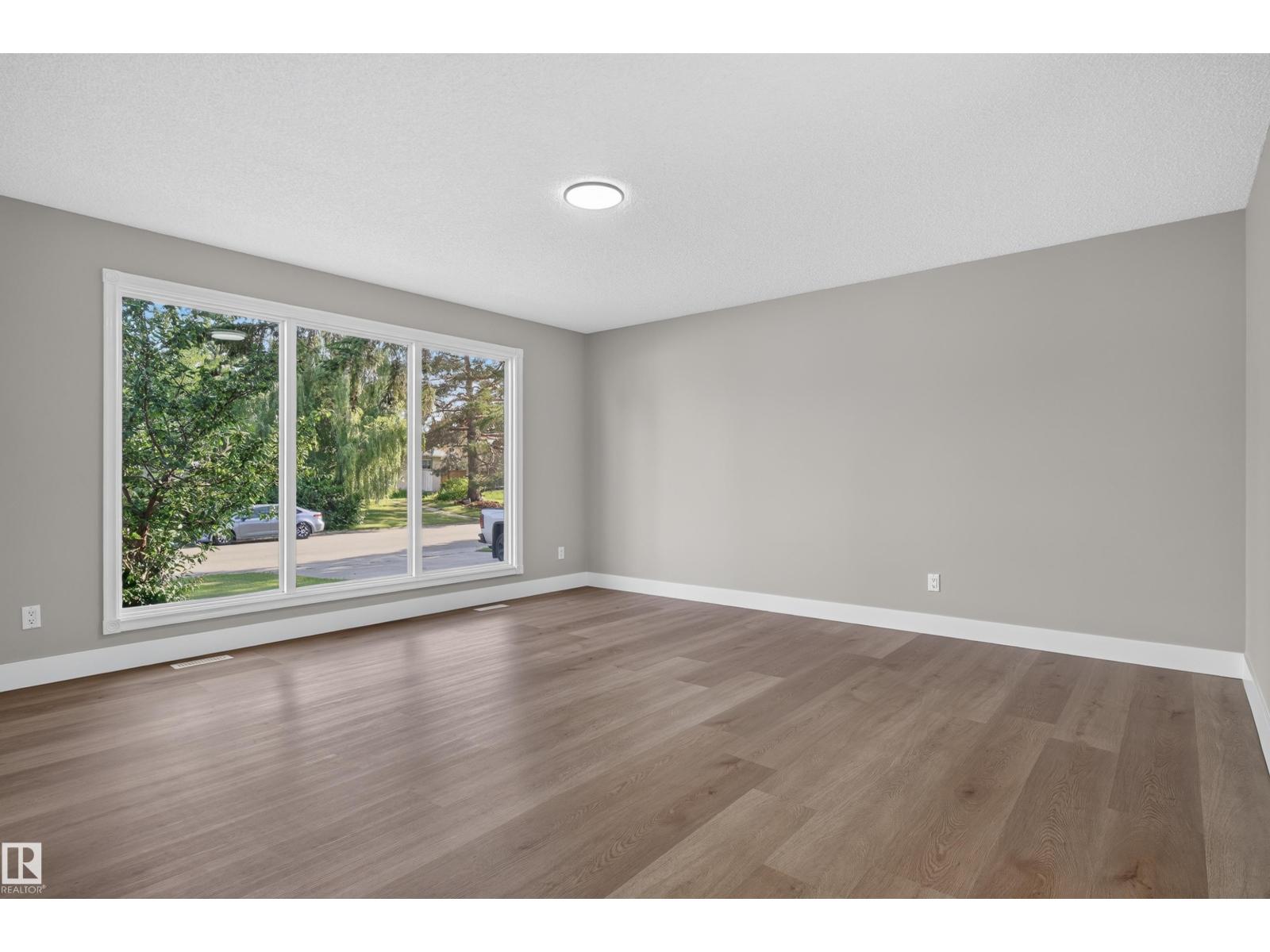 33 Brookside AV - 14