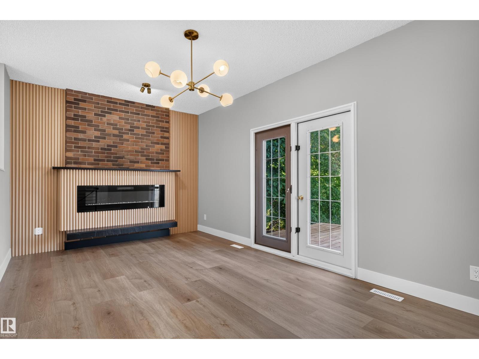 33 Brookside AV - 25