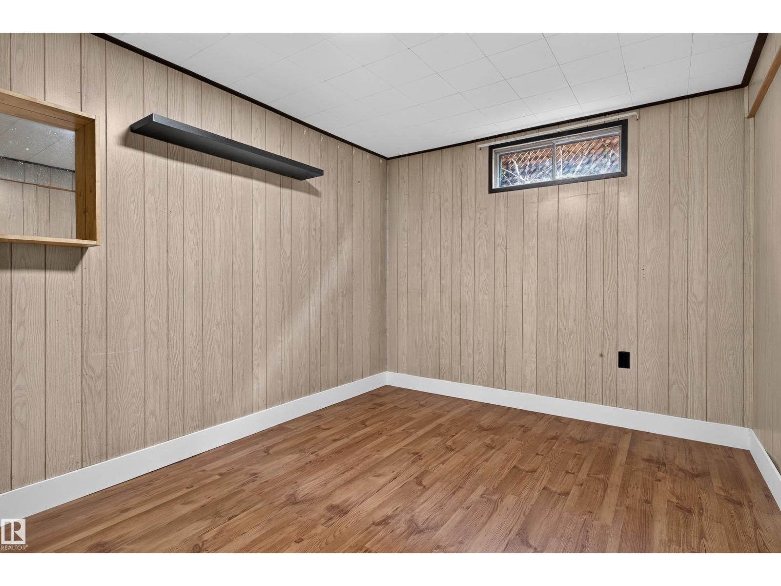 33 Brookside AV - 45