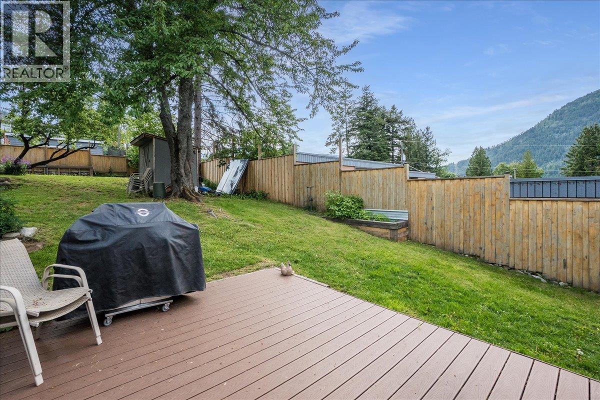 902 FELL Street - 4
