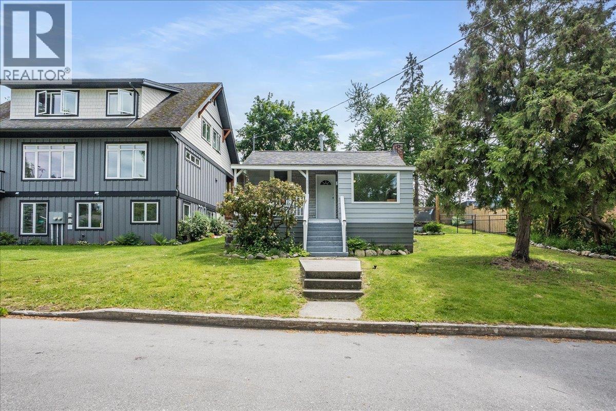 902 FELL Street - 2
