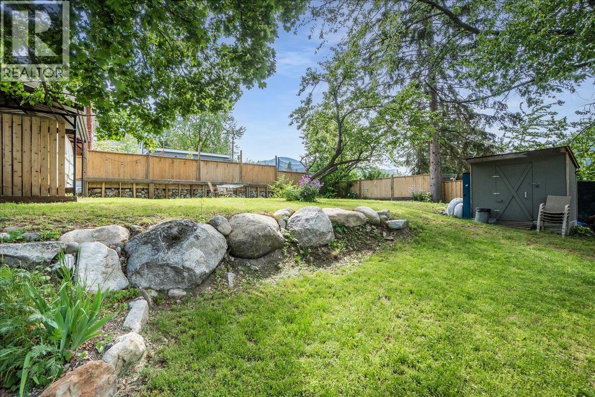 902 FELL Street - 32
