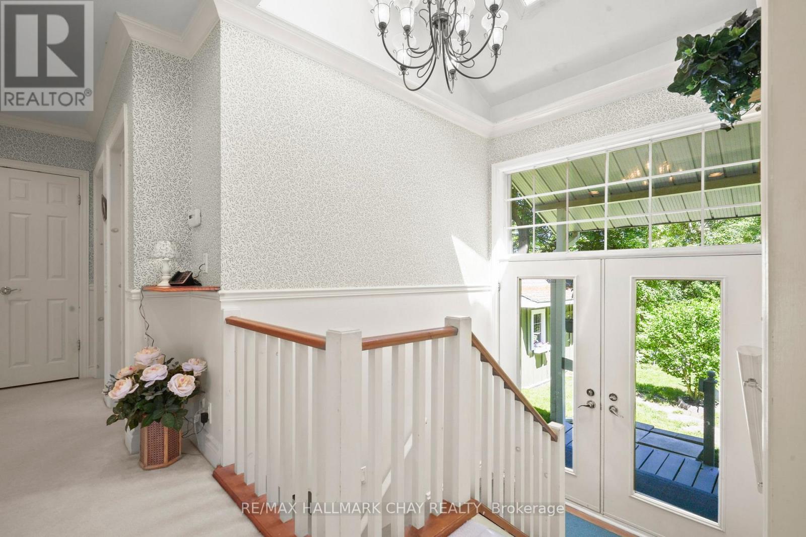 34 ELM STREET - 19