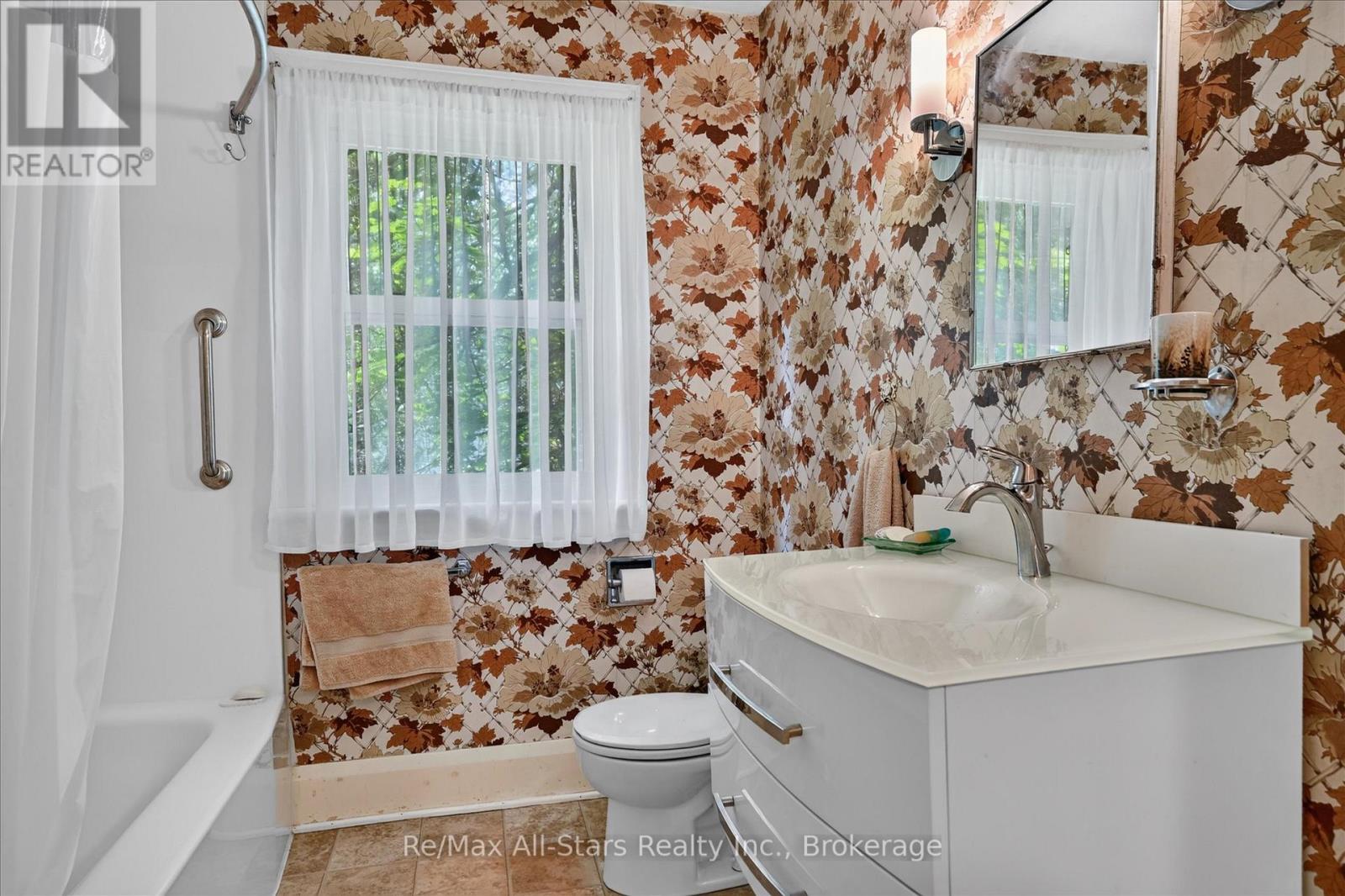 85 GRANDY ROAD - Image 32