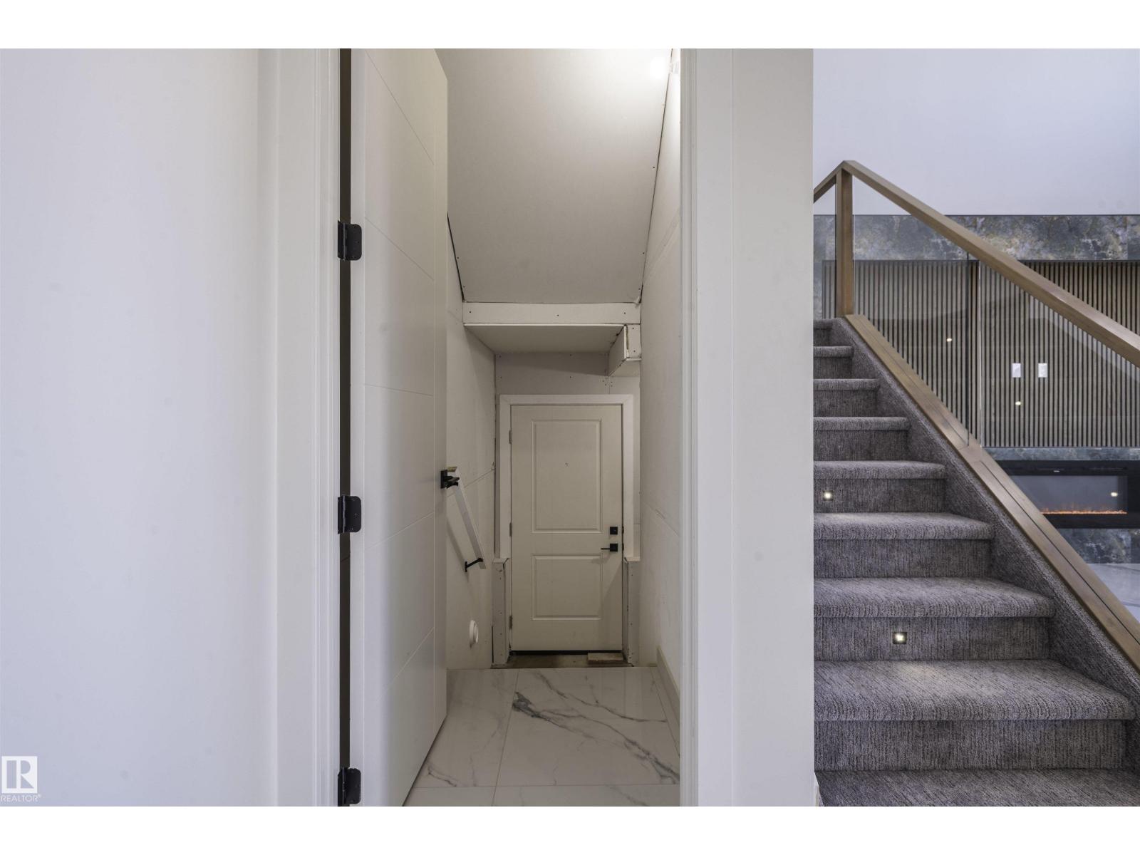 216 33 ST SW - 13