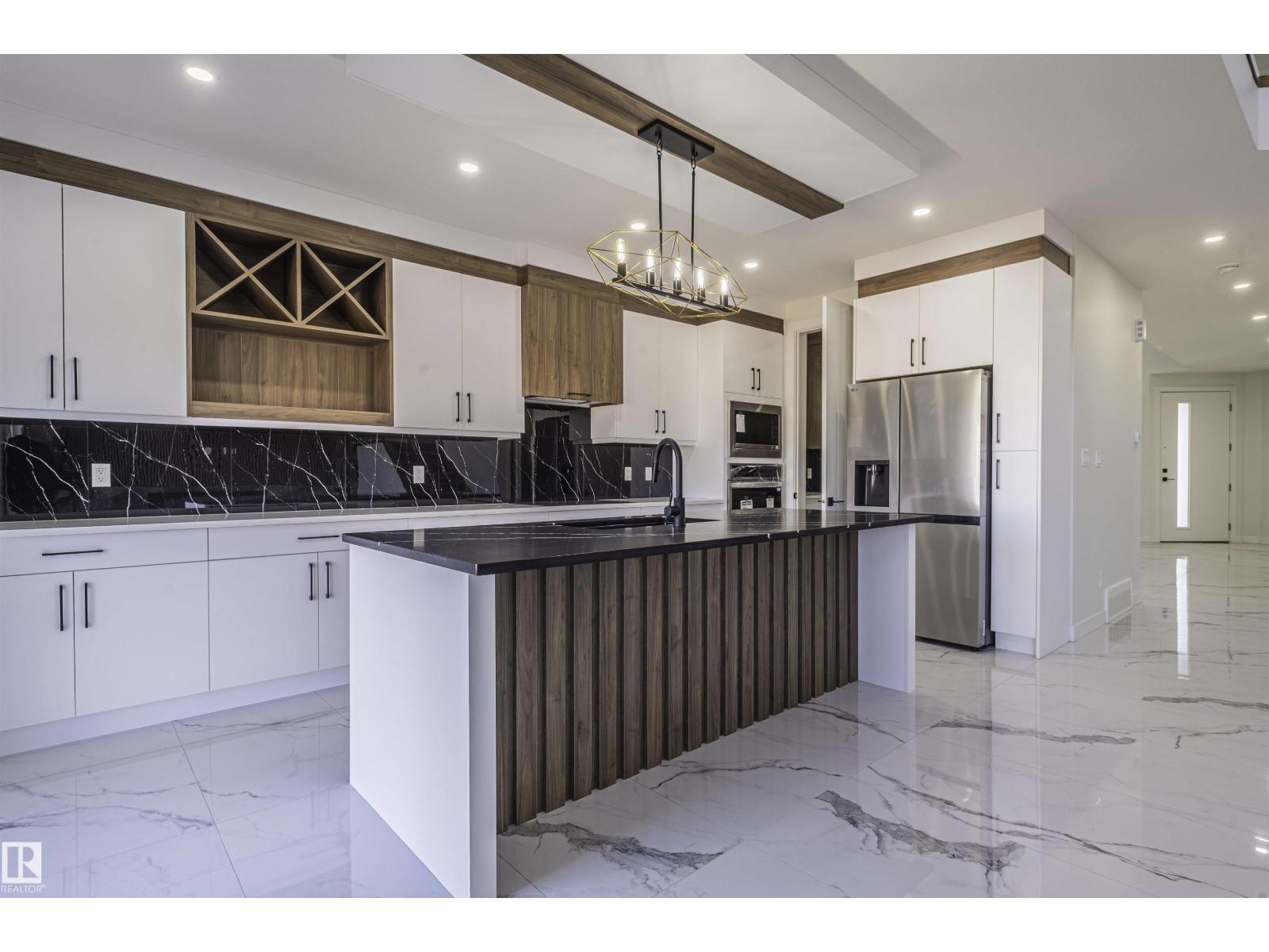 216 33 ST SW - 16