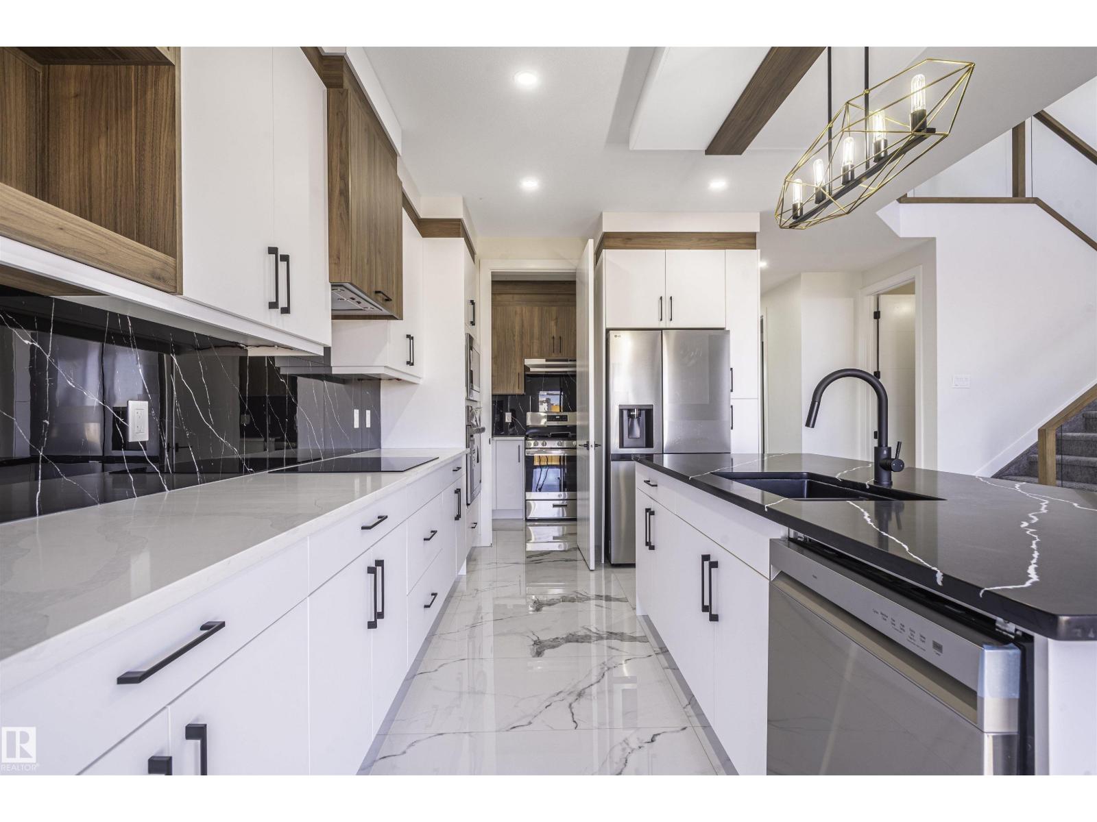 216 33 ST SW - 17