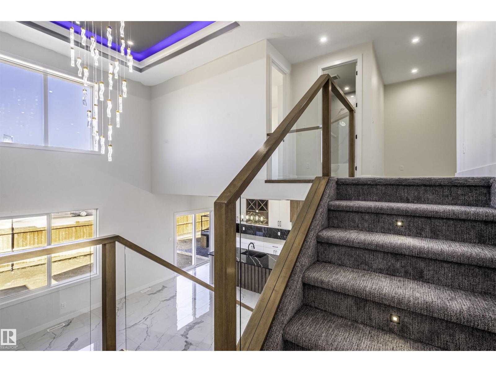 216 33 ST SW - 25
