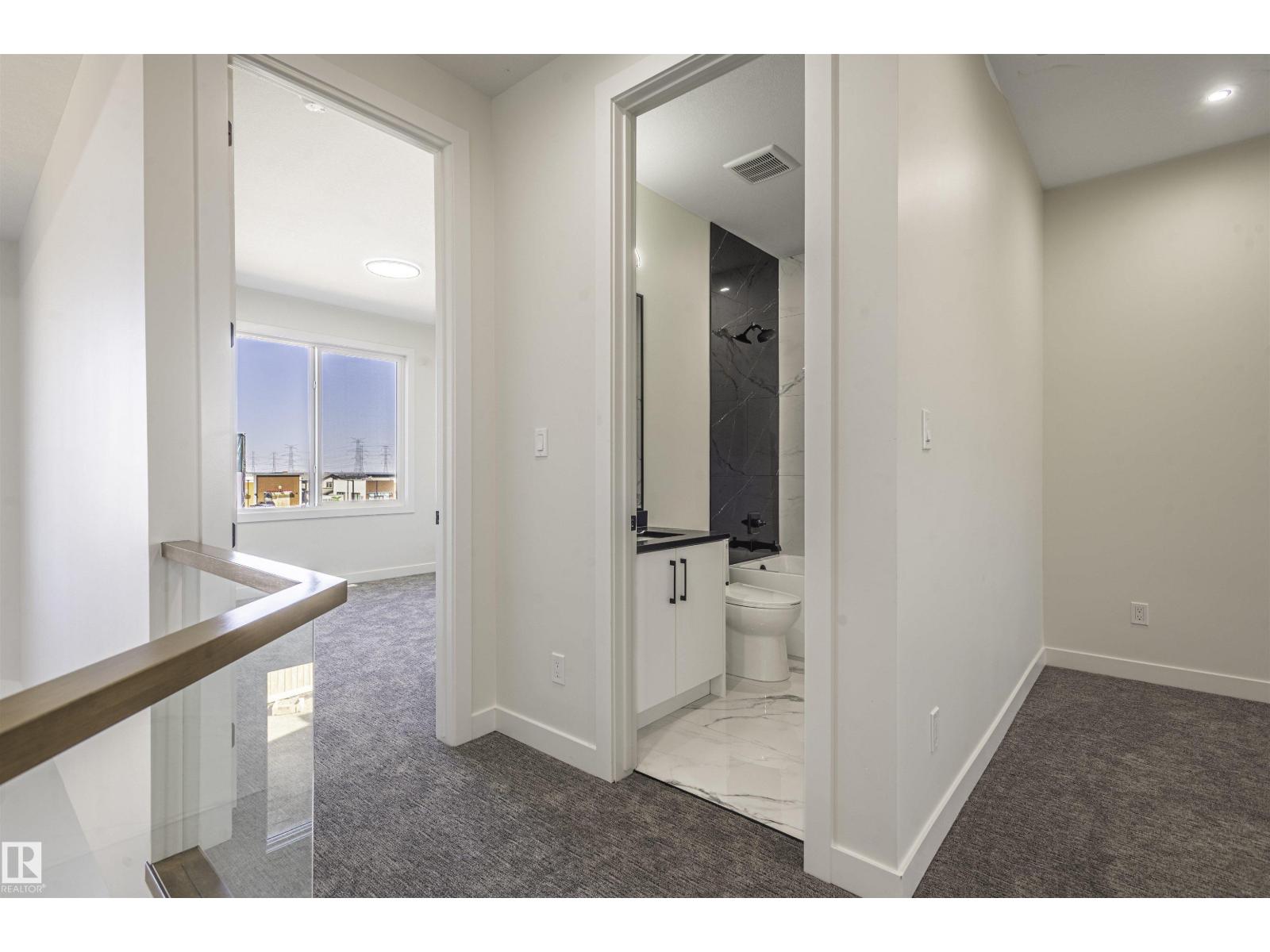 216 33 ST SW - 27