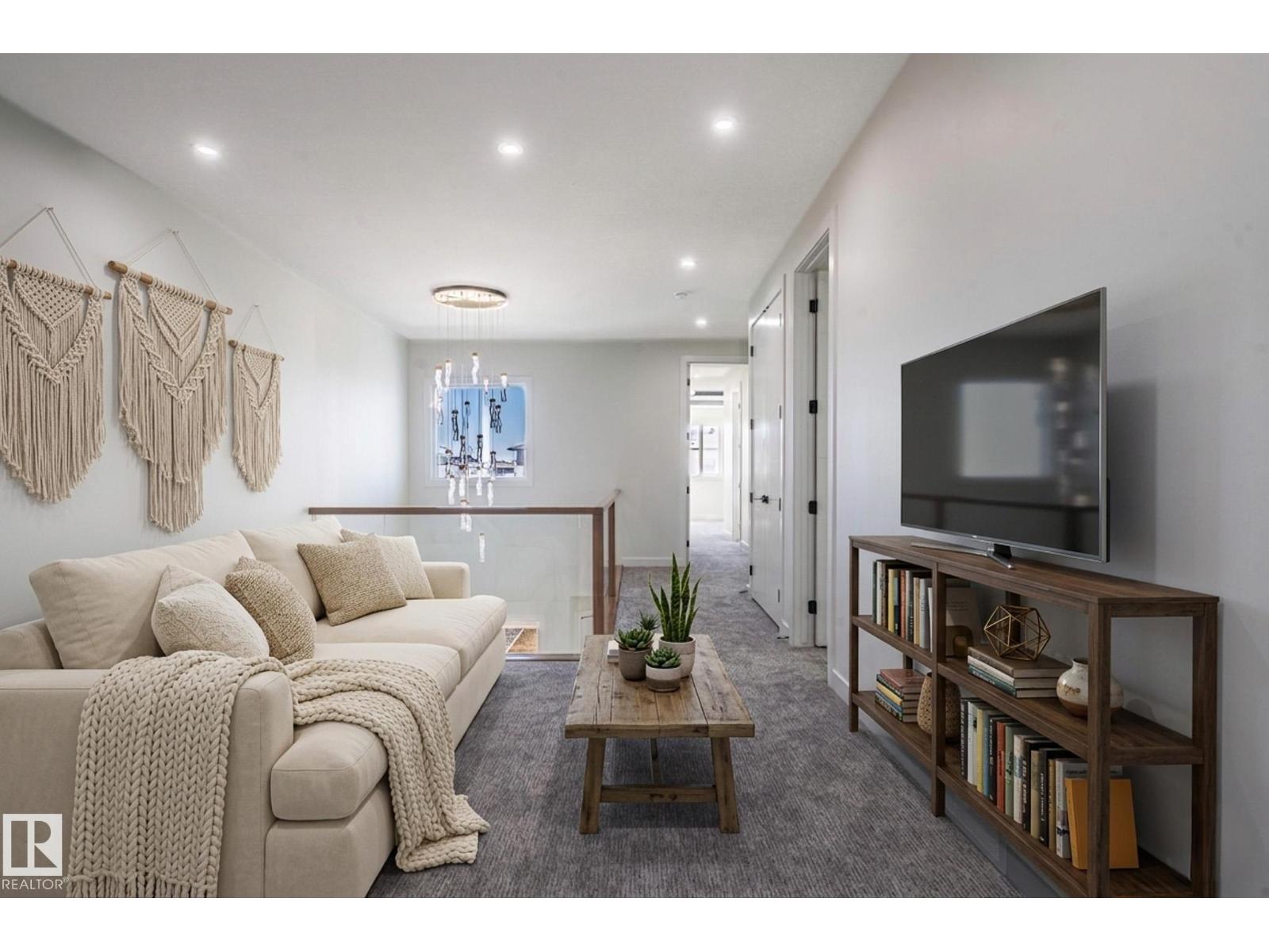 216 33 ST SW - 32