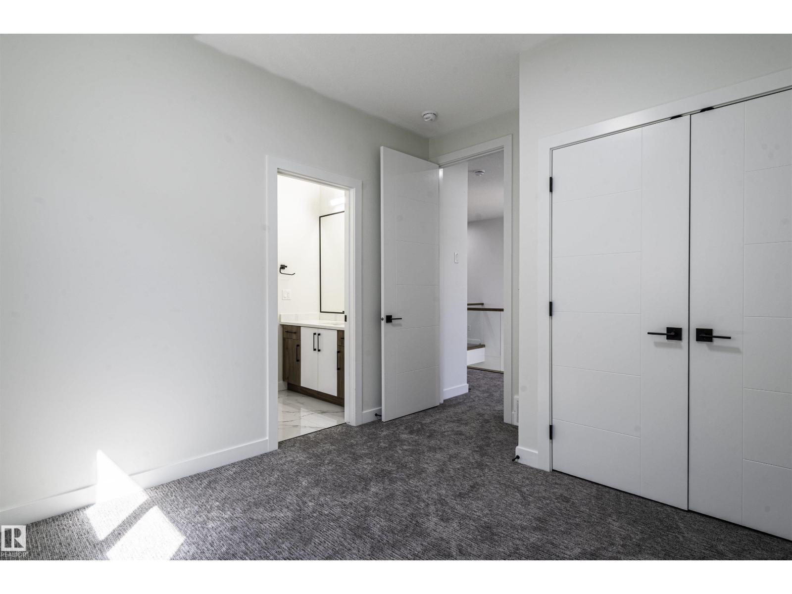 216 33 ST SW - 36