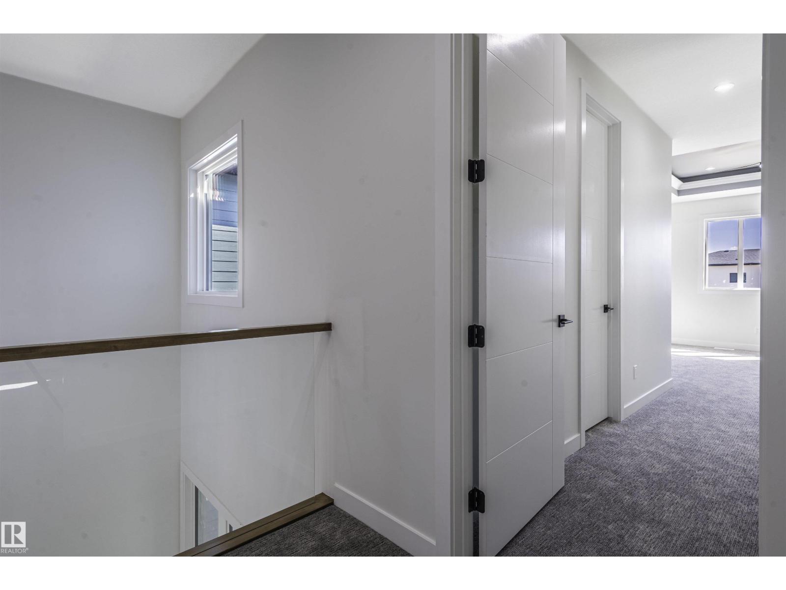 216 33 ST SW - 37